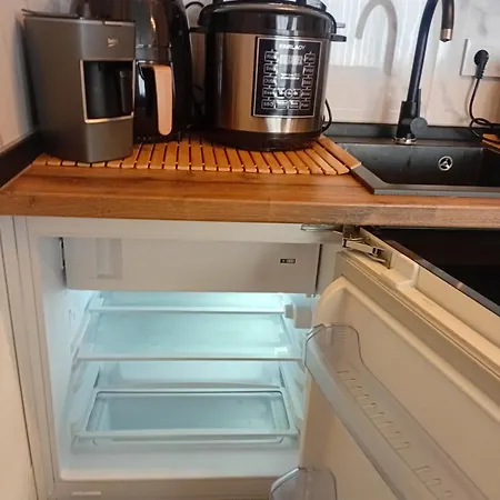 Apartamento Obsidian Sarajevo-modern Near Airport With Free Parking Saraievo