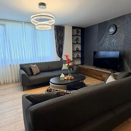 Apartamento Obsidian Sarajevo-modern Near Airport With Free Parking Saraievo