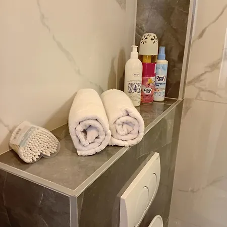 Obsidian Sarajevo-modern Near Airport With Free Parking Apartamento *